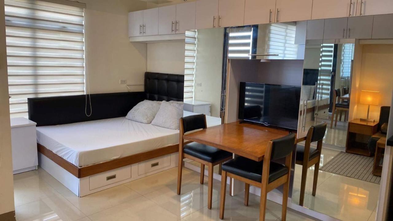 Mabolo Garden Flat A6 With Free Rooftop Pool セブ市 エクステリア 写真