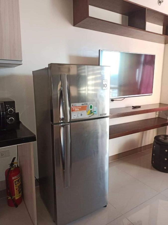 Mabolo Garden Flat A6 With Free Rooftop Pool セブ市 エクステリア 写真