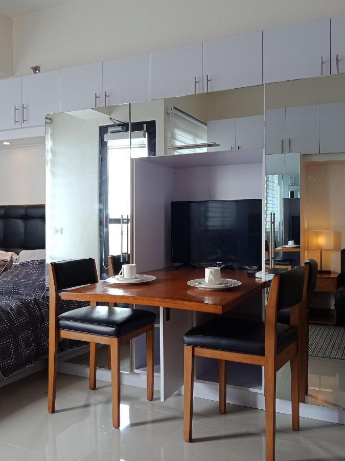 Mabolo Garden Flat A6 With Free Rooftop Pool セブ市 エクステリア 写真