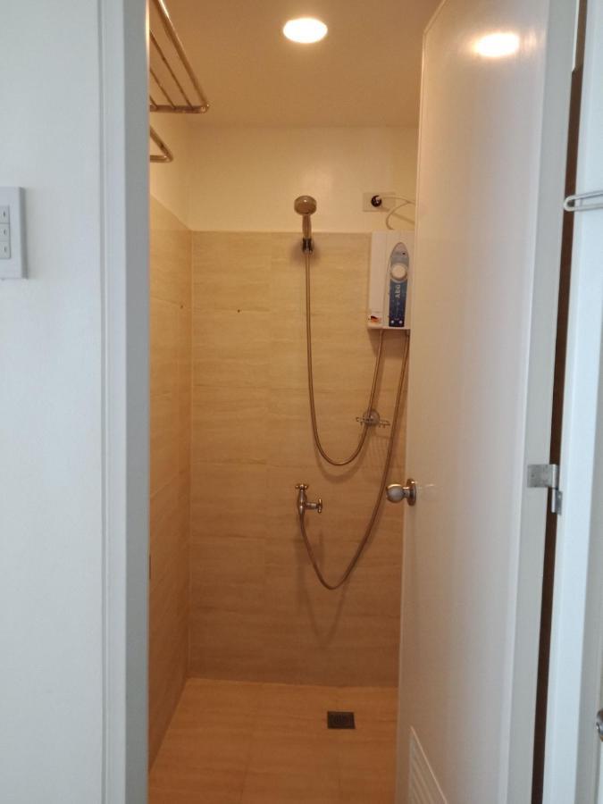 Mabolo Garden Flat A6 With Free Rooftop Pool セブ市 エクステリア 写真