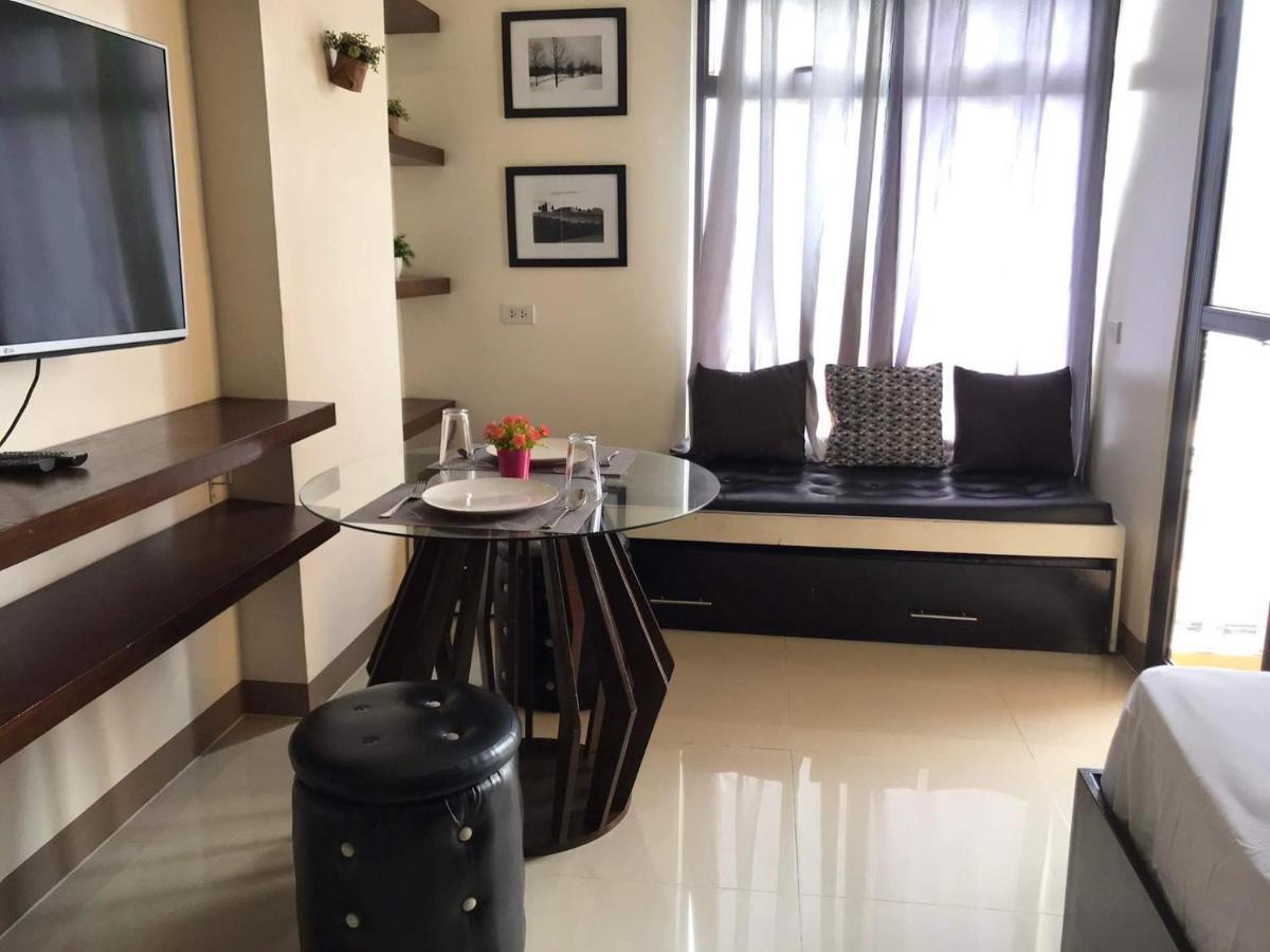 Mabolo Garden Flat A6 With Free Rooftop Pool セブ市 エクステリア 写真