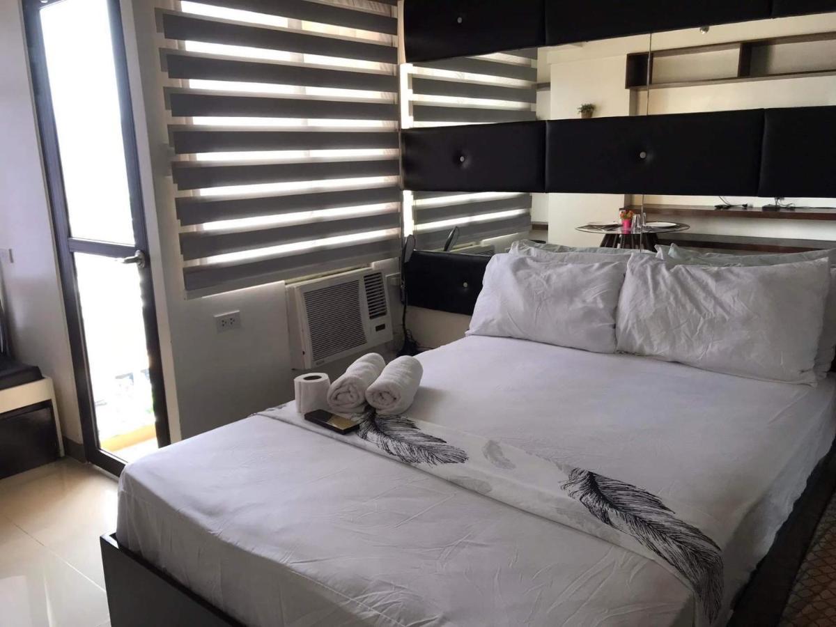 Mabolo Garden Flat A6 With Free Rooftop Pool セブ市 エクステリア 写真