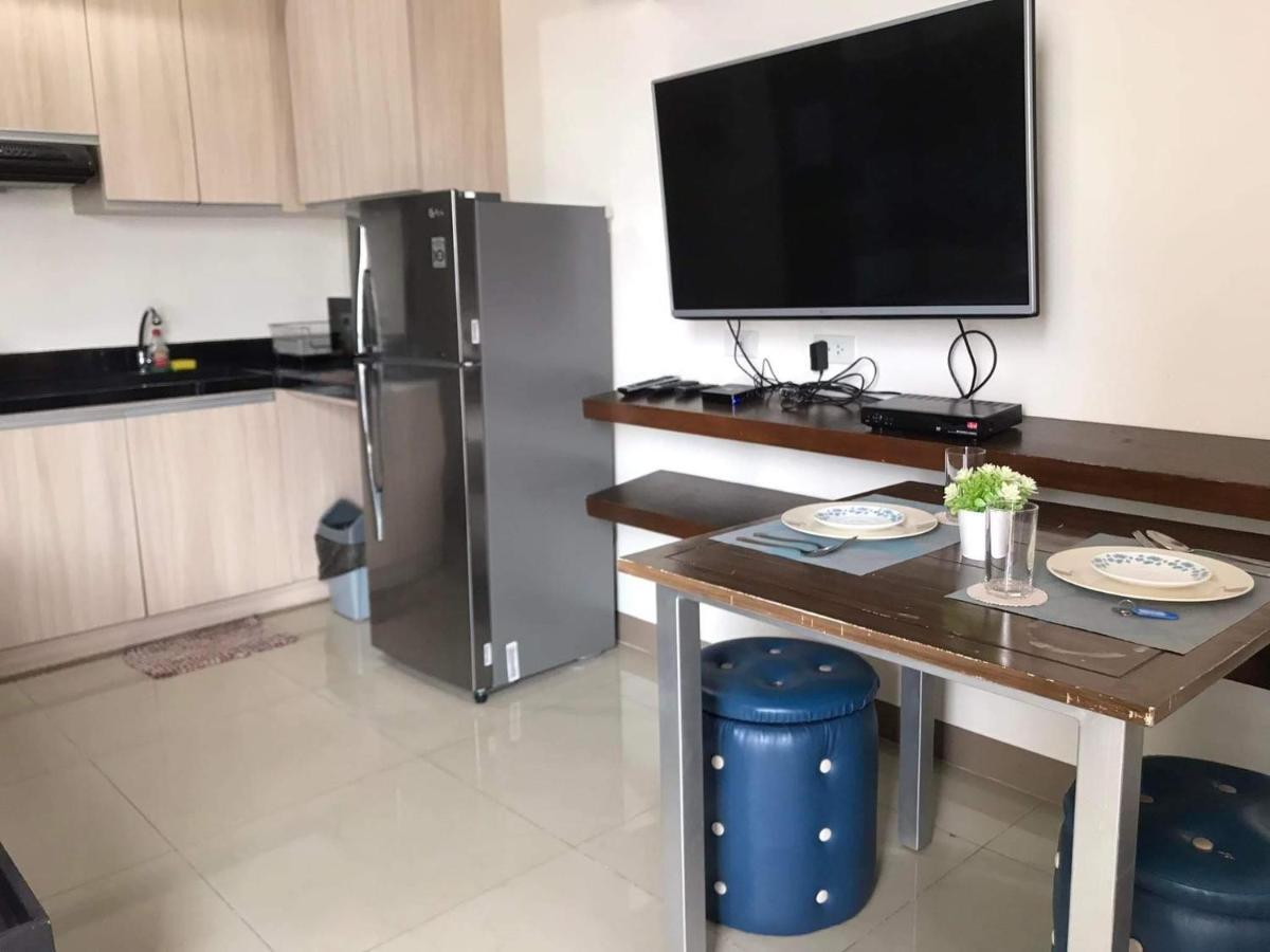 Mabolo Garden Flat A6 With Free Rooftop Pool セブ市 エクステリア 写真